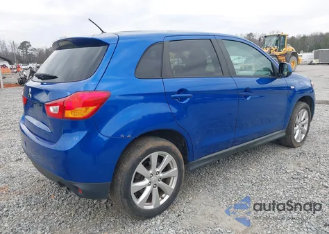 2015 Mitsubishi Outlander Sport Es z USA, uszkodzony, nr VIN 4A4AR3AW2FE038932